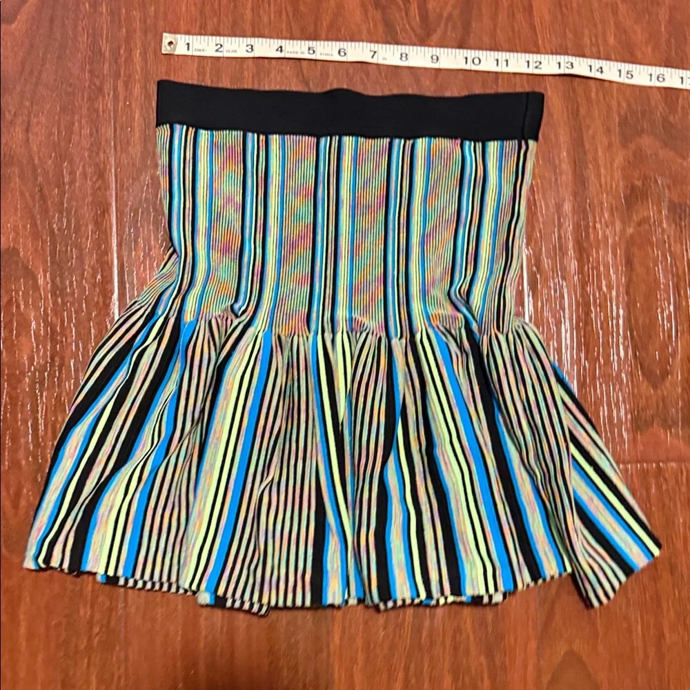 BCBGMaxAzria Multicolor Striped strapless top - Picture 3 of 4